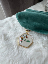 Load image into Gallery viewer, Mistletoe