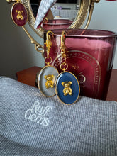 Load image into Gallery viewer, Bramble Oval Bear Tag