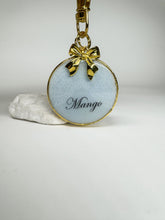 Load image into Gallery viewer, Sleek Bow Charm