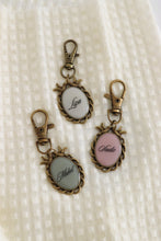 Load image into Gallery viewer, Alouette