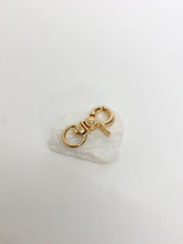 Load image into Gallery viewer, Claw Clasp (wide opening)