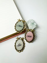 Load image into Gallery viewer, Alouette