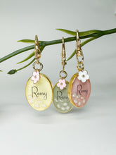 Load image into Gallery viewer, Pearl Next Door