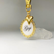 Load image into Gallery viewer, Puffy Heart