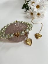 Load image into Gallery viewer, Darling Locket Necklace