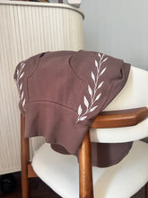 Load image into Gallery viewer, Briar Signature Tee