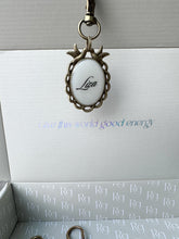 Load image into Gallery viewer, Alouette