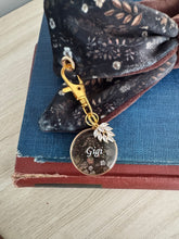 Load image into Gallery viewer, CZ Thick Leaf Charm