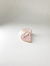 Load image into Gallery viewer, Heart Cascade