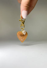 Load image into Gallery viewer, CZ Thick Leaf Charm