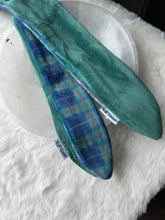 Load image into Gallery viewer, Nodo Neckerchief in Velvet Pine/Navy Tartan

