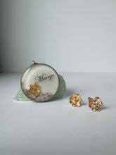 Load image into Gallery viewer, Mirelle Stud earrings
