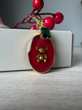 Load image into Gallery viewer, Bramble Oval Bear Tag
