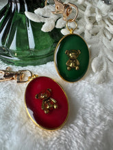 Load image into Gallery viewer, Bramble Oval Bear Tag
