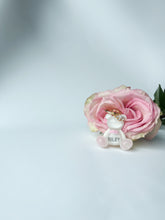 Load image into Gallery viewer, Amore Aura Bear
